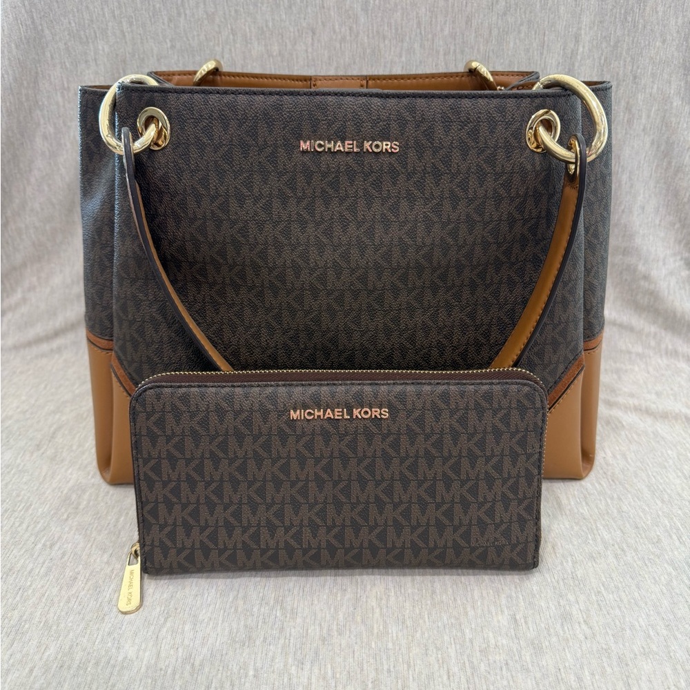 Michael Kors Signature Brown and Tan Tote with Signature Matching Wallet